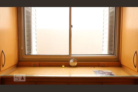 Casa à venda com 193m², 3 quartos e 2 vagasCloset