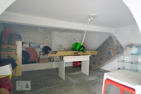 Casa à venda com 270m², 3 quartos e 4 vagasSalão na Parte de Baixo