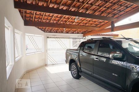 Casa à venda com 270m², 3 quartos e 4 vagasGaragem