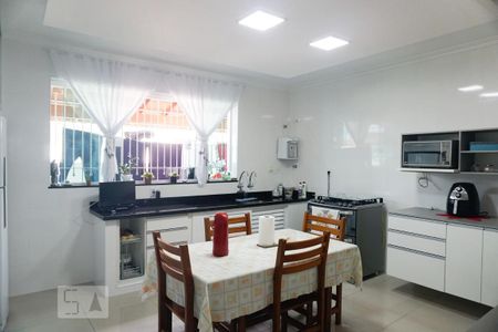 Casa à venda com 270m², 3 quartos e 4 vagasCozinha