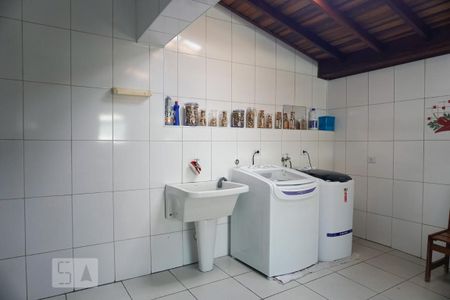 Casa à venda com 270m², 3 quartos e 4 vagasLavanderia