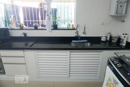 Casa à venda com 270m², 3 quartos e 4 vagasCozinha