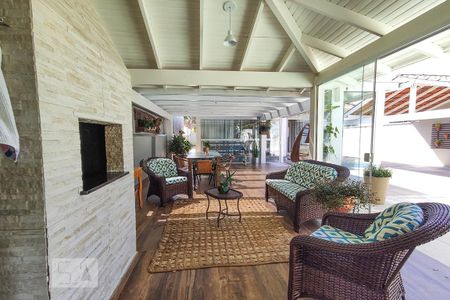 Casa à venda com 160m², 2 quartos e 2 vagas Casa à venda com 160m², 2 quartos e 2 vagasEspaço Gourmet