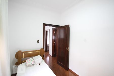 Casa de condomínio à venda com 300m², 3 quartos e 3 vagasQuarto 1