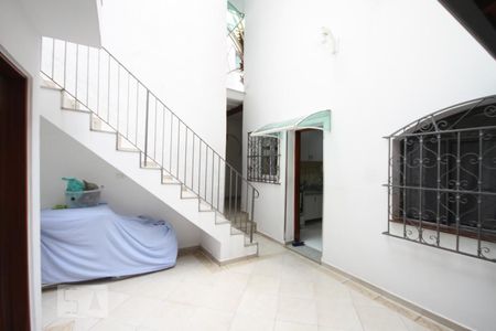 Casa de condomínio à venda com 300m², 3 quartos e 3 vagasQuintal