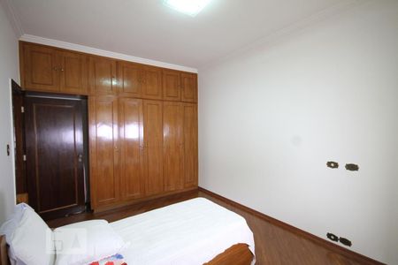 Casa de condomínio à venda com 300m², 3 quartos e 3 vagasQuarto 2