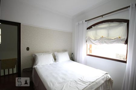 Casa de condomínio à venda com 300m², 3 quartos e 3 vagasQuarto 3