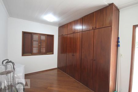 Casa de condomínio à venda com 300m², 3 quartos e 3 vagasQuarto de Serviço