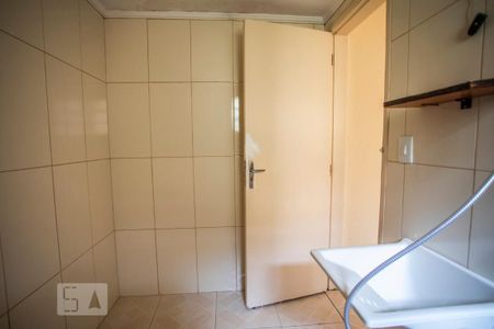 Casa à venda com 150m², 5 quartos e 4 vagas Casa à venda com 150m², 5 quartos e 4 vagasBanheiro - Edicola