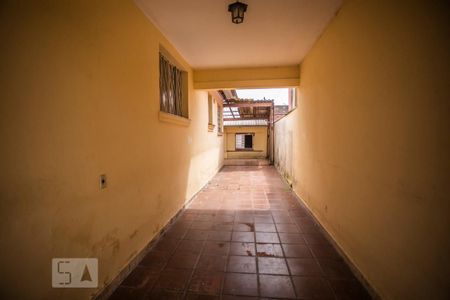 Casa à venda com 150m², 5 quartos e 4 vagas Casa à venda com 150m², 5 quartos e 4 vagasGaragem