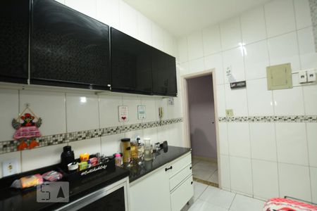 Apartamento à venda com 80m², 2 quartos e 1 vagaCozinha
