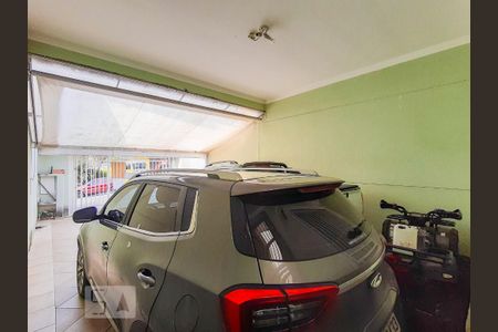 Casa à venda com 175m², 3 quartos e 4 vagas Casa à venda com 175m², 3 quartos e 4 vagasGaragem