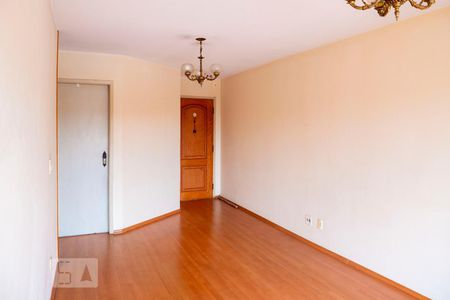 Sala de apartamento para alugar com 3 quartos, 70m² em Vila Santo Estéfano, São Paulo