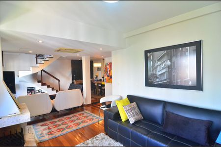 Apartamento à venda com 168m², 2 quartos e 1 vagaSala de leitura