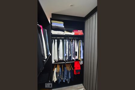 Apartamento à venda com 168m², 2 quartos e 1 vagaCloset