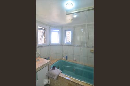 Apartamento à venda com 168m², 2 quartos e 1 vagaBanheiro suíte