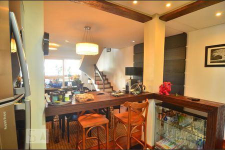 Apartamento à venda com 168m², 2 quartos e 1 vagaCozinha