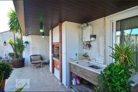 Apartamento à venda com 168m², 2 quartos e 1 vagaSacada