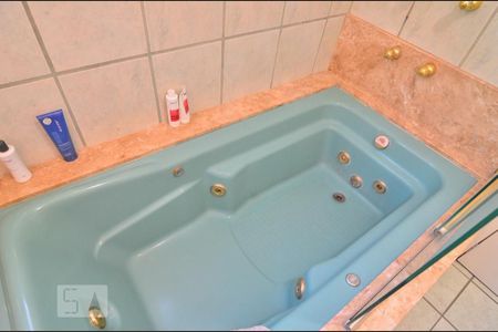 Apartamento à venda com 168m², 2 quartos e 1 vagaBanheiro suíte