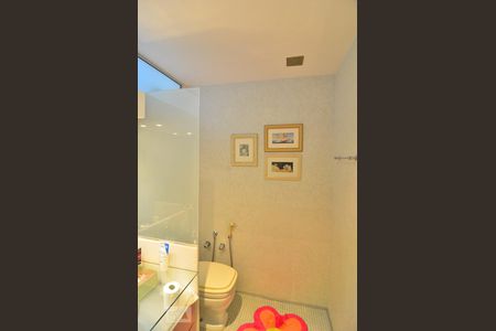 Apartamento à venda com 168m², 2 quartos e 1 vagaBanheiro