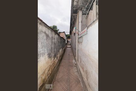 Casa à venda com 110m², 3 quartos e 2 vagasCorredor