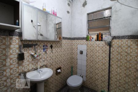 Casa à venda com 236m², 5 quartos e 2 vagasBanheiro