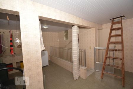 Casa à venda com 240m², 3 quartos e 2 vagasTerraço - Lavanderia