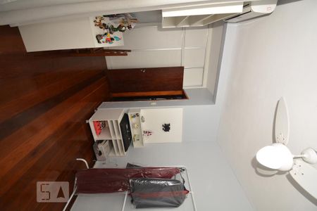 Casa à venda com 240m², 3 quartos e 2 vagasSuíte 3