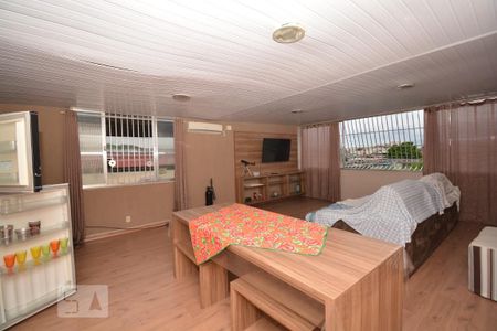Casa à venda com 240m², 3 quartos e 2 vagasTerraço - Churrasqueira