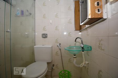 Casa à venda com 240m², 3 quartos e 2 vagasBanheiro da Suíte 3