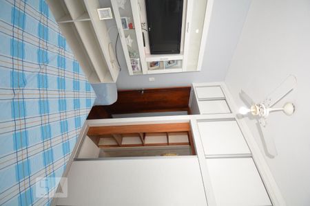 Casa à venda com 240m², 3 quartos e 2 vagasSuíte 2