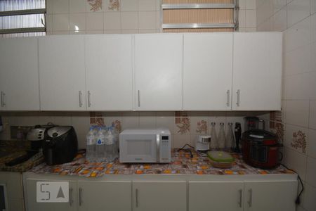 Casa à venda com 240m², 3 quartos e 2 vagasCozinha - Armários
