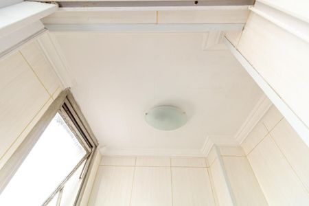 Apartamento para alugar com 61m², 1 quarto e 1 vaga Apartamento para alugar com 61m², 1 quarto e 1 vagaBanheiro de Serviço