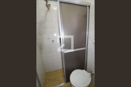 Casa à venda com 323m², 3 quartos e 4 vagasBanheiro de Serviço