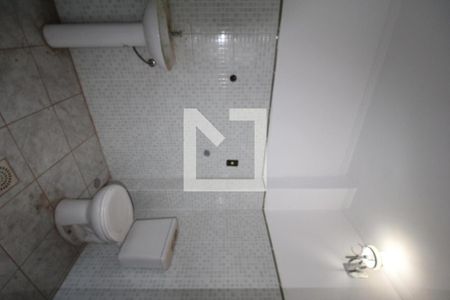 Casa à venda com 323m², 3 quartos e 4 vagasBanheiro do Salão de Festas