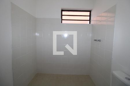 Casa à venda com 323m², 3 quartos e 4 vagasBanheiro da Suíte 2