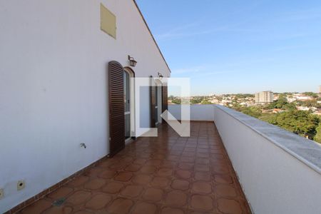 Casa à venda com 323m², 3 quartos e 4 vagasTerraço do Quarto 3 (suíte master)
