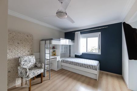 Casa de condomínio à venda com 395m², 4 quartos e 8 vagas Casa de condomínio à venda com 395m², 4 quartos e 8 vagasSuite 1