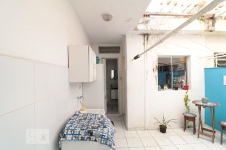 Casa à venda com 79m², 2 quartos e 1 vagaArea de Serviço