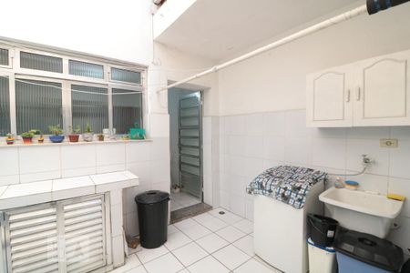 Casa à venda com 79m², 2 quartos e 1 vagaArea de Serviço