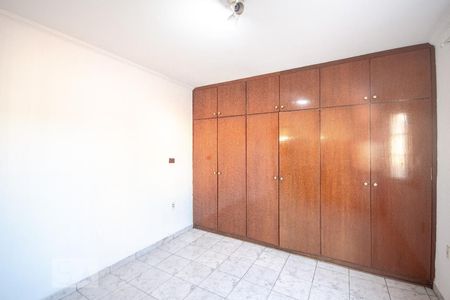 Casa para alugar com 180m², 3 quartos e 2 vagasQuarto 3