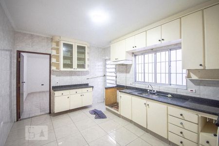 Casa para alugar com 180m², 3 quartos e 2 vagasCozinha