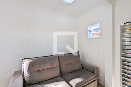 Casa à venda com 240m², 4 quartos e 5 vagas Casa à venda com 240m², 4 quartos e 5 vagasSala