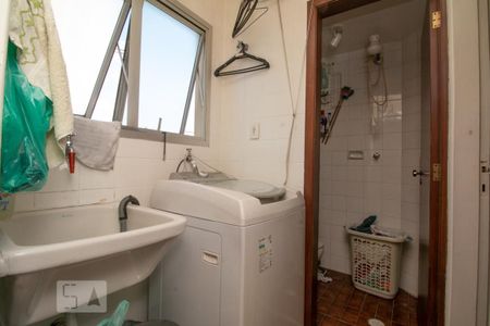 Apartamento à venda com 72m², 3 quartos e 1 vagaÁrea de Serviço