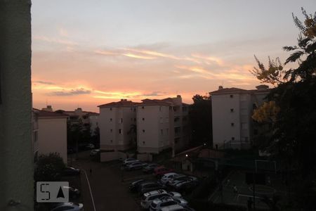 Apartamento para alugar com 90m², 3 quartos e 2 vagasVista