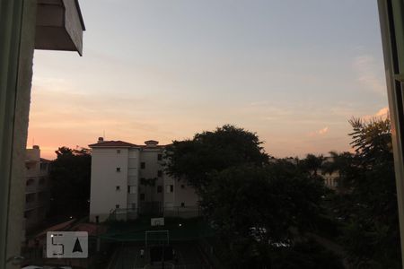 Apartamento para alugar com 90m², 3 quartos e 2 vagasVista