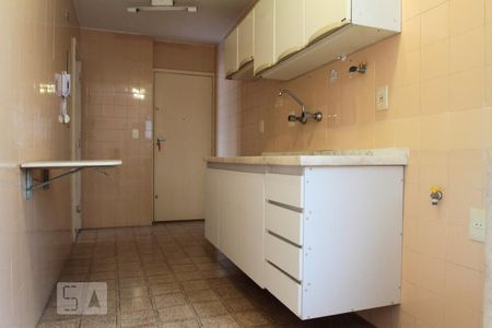 Apartamento à venda com 80m², 2 quartos e 1 vagaCozinha