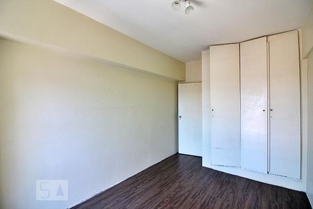 Apartamento à venda com 118m², 3 quartos e 1 vagaQuarto 2 