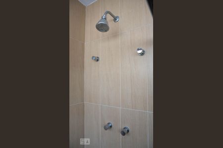 Casa à venda com 280m², 3 quartos e 6 vagasBanheiro