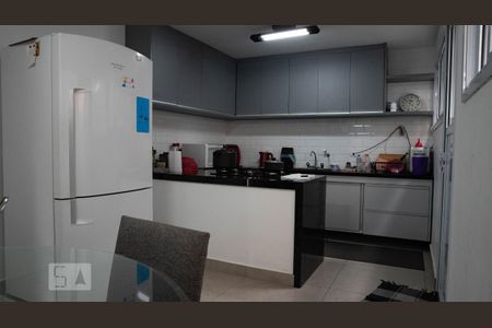 Casa à venda com 280m², 3 quartos e 6 vagasCozinha